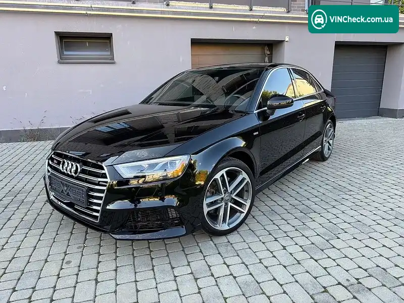 Audi A3 2019, фото з оголошення 2 з 20, VIN WAUGUGFF1K1010103