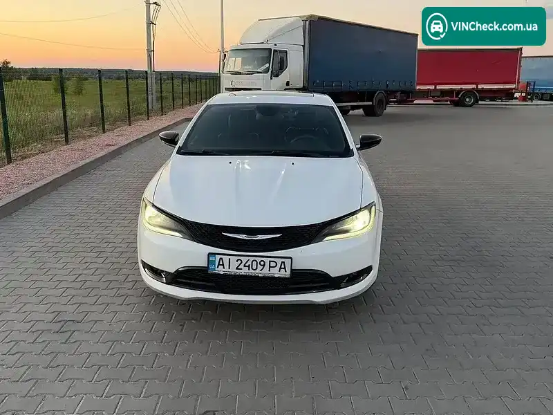 Chrysler 200 2015, фото з оголошення 1 з 20, VIN 1C3CCCBB1FN693231