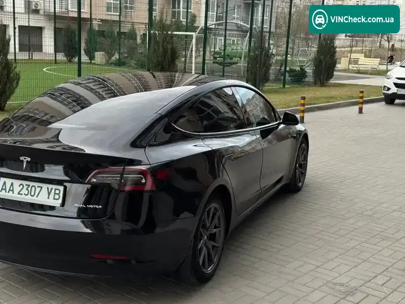 Tesla Model 3 2021, фото з оголошення 2 з 19, VIN 5YJ3E1EB9NF128731