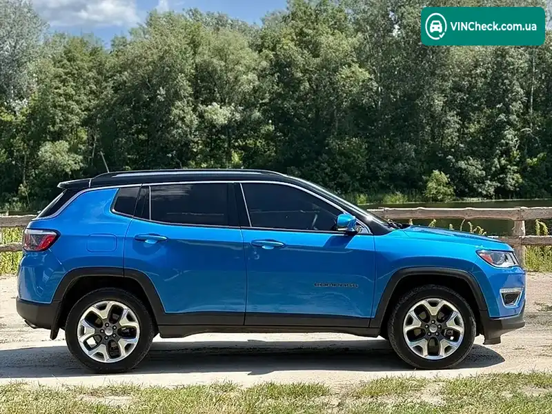 Jeep Compass 2018, фото з оголошення 2 з 20, VIN 3C4NJDCB0JT400586