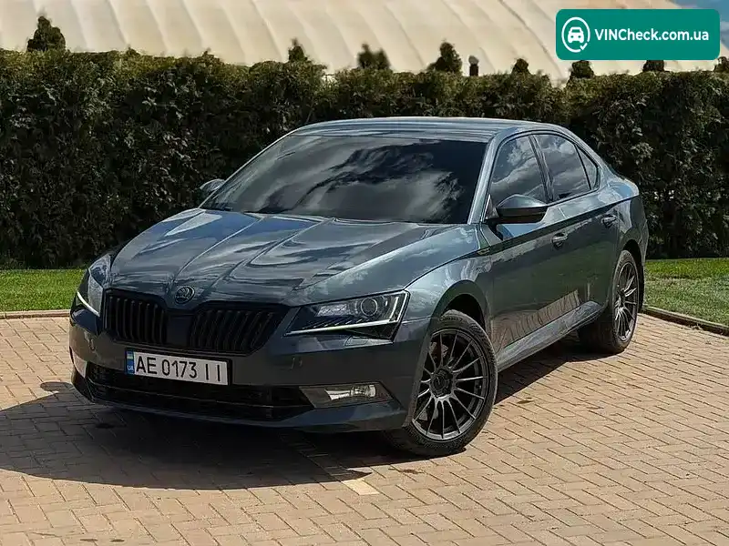 Skoda Superb 2018, фото з оголошення 2 з 10, VIN TMBCE8NP2JB300342