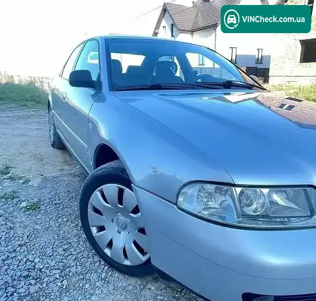 Audi A4 2000, фото з оголошення 2 з 20, VIN WAUZZZ8DZYA113826