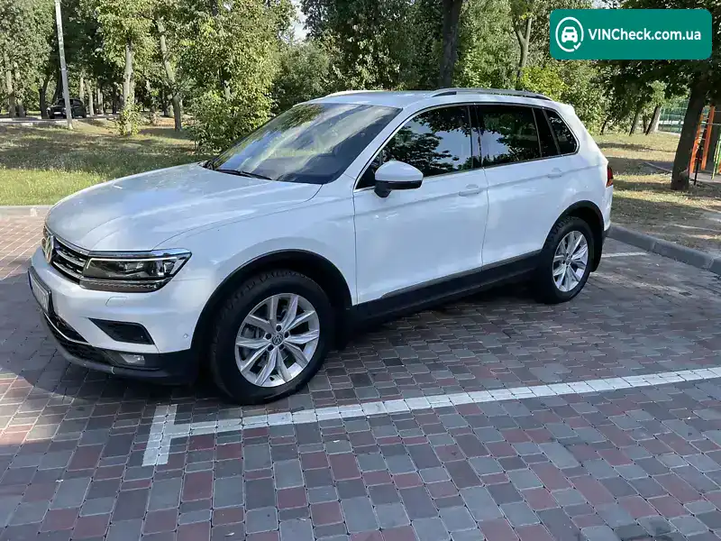 Volkswagen Tiguan 2019, фото з оголошення 2 з 20, VIN WVGZZZ5NZKW861047