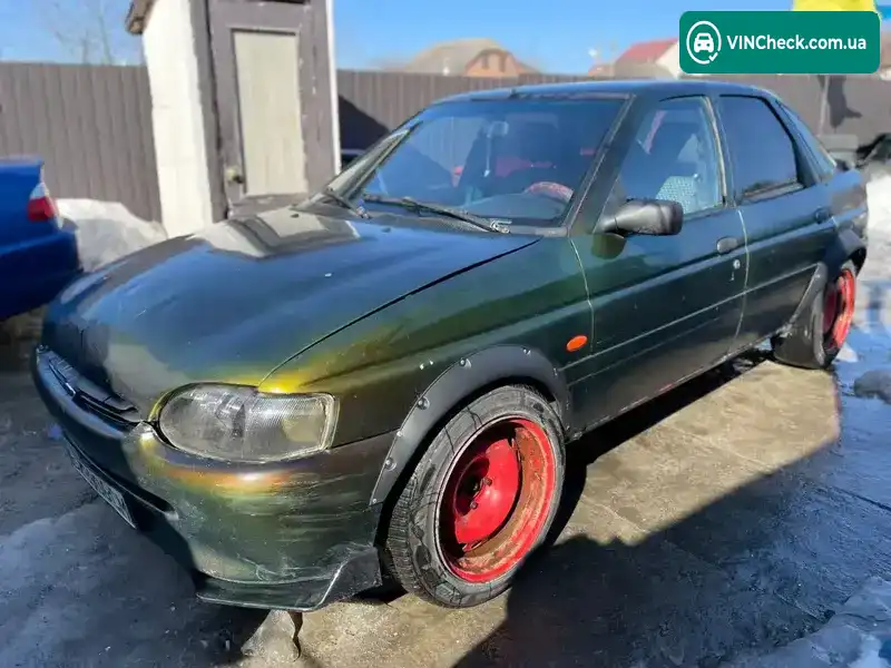 Ford Escort 1996, фото з оголошення 2 з 10, VIN VS6AXXWPAATG72407