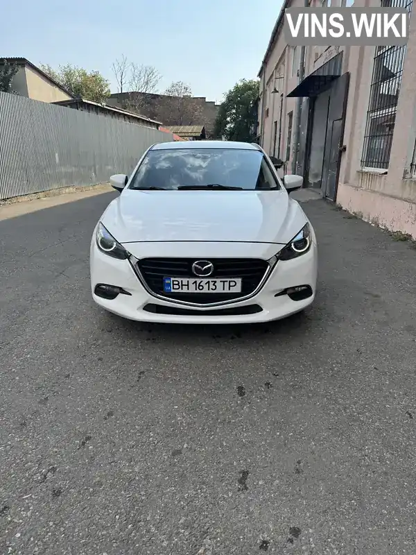 Mazda 3 2018, фото з оголошення 2 з 15, VIN 3MZBN1V39JM210403