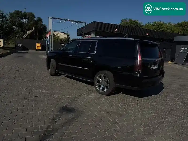Cadillac Escalade 2017, фото з оголошення 2 з 18, VIN 1GYS3HKJ3JR101741