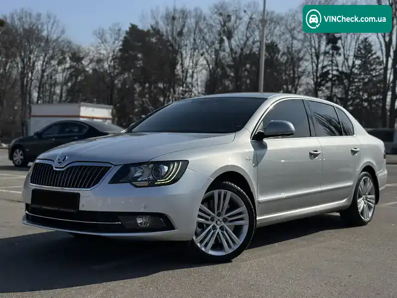 Skoda Superb 2013, фото з оголошення 2 з 20, VIN TMBCC93T7ED300214