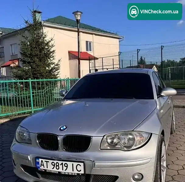 BMW 1 Series 2005, фото з оголошення 2 з 13, VIN WBAUF31010PY22570