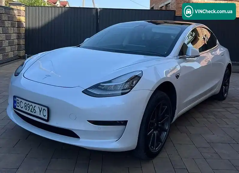 Tesla Model 3 2019, фото з оголошення 1 з 19, VIN 5YJ3E1EB9KF436963