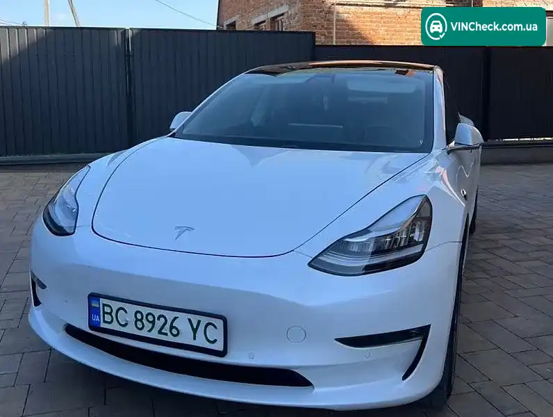 Tesla Model 3 2019, фото з оголошення 2 з 19, VIN 5YJ3E1EB9KF436963