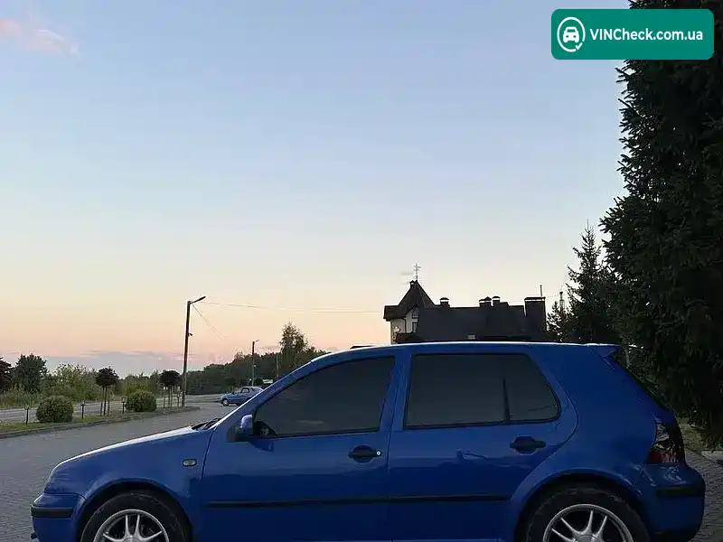 Volkswagen Golf 2000, фото з оголошення 2 з 16, VIN WVWZZZ1JZYD621939