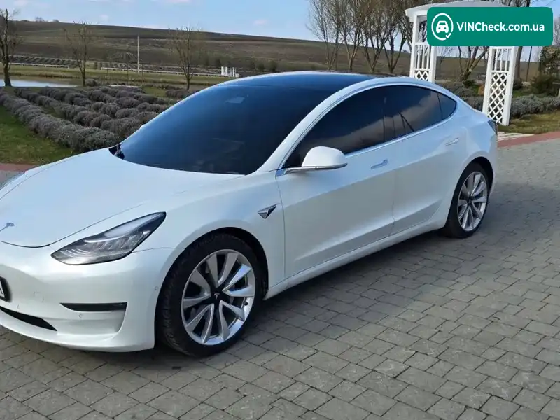 Tesla Model 3 2020, фото з оголошення 1 з 20, VIN 5YJ3E1EA6LF661480