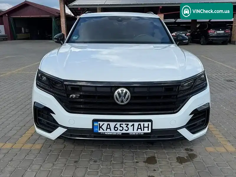 Volkswagen Touareg 2018, фото з оголошення 2 з 20, VIN WVGZZZCRZKD000719