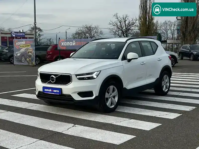 Volvo XC40 2018, фото з оголошення 1 з 21, VIN YV1XZ72B1K2109288