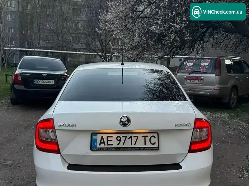 Skoda Rapid 2013, фото з оголошення 2 з 10, VIN TMBAN2NH9EB102232