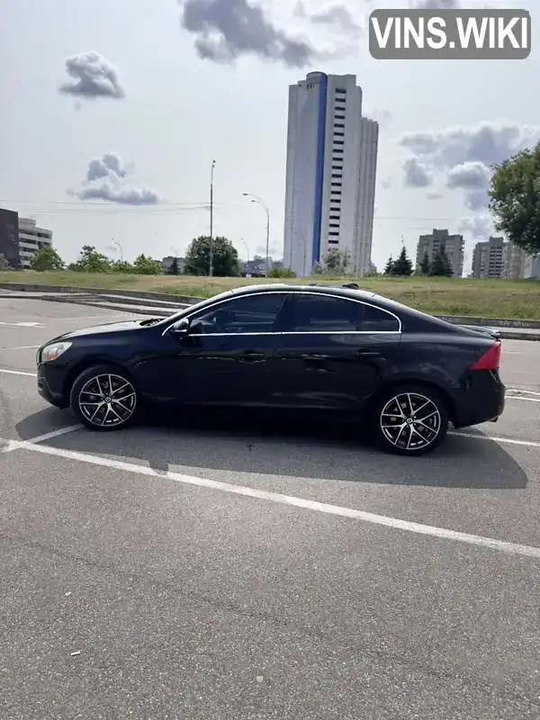 Volvo S60 2010, фото з оголошення 2 з 13, VIN YV1902FH5B2009956
