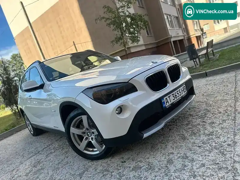 BMW X1 2011, фото з оголошення 2 з 20, VIN WBAVP11020VR73211