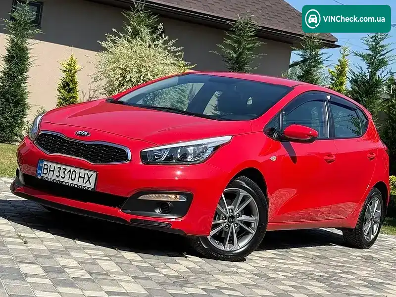 Kia Ceed 2018, фото з оголошення 2 з 20, VIN U5YHM512BJL352657