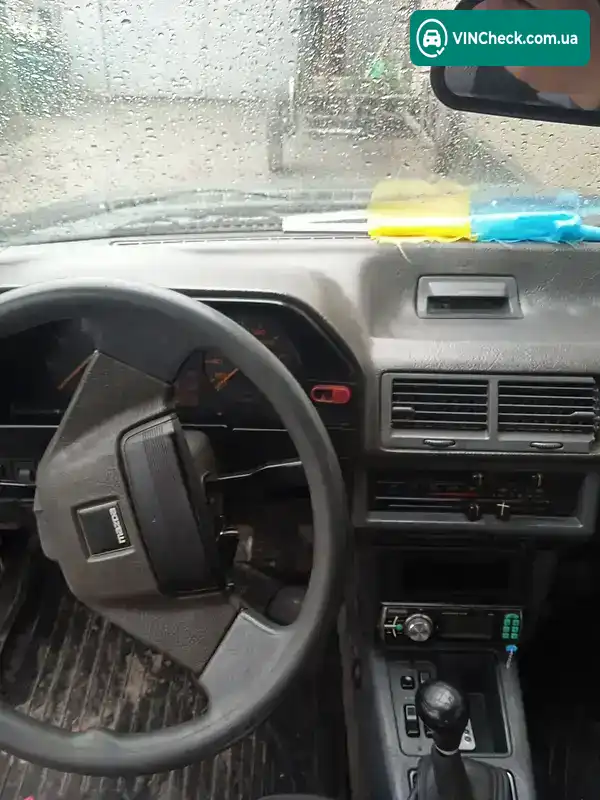 Mazda 626 1986, фото з оголошення 2 з 12, VIN JMZGC143201654474