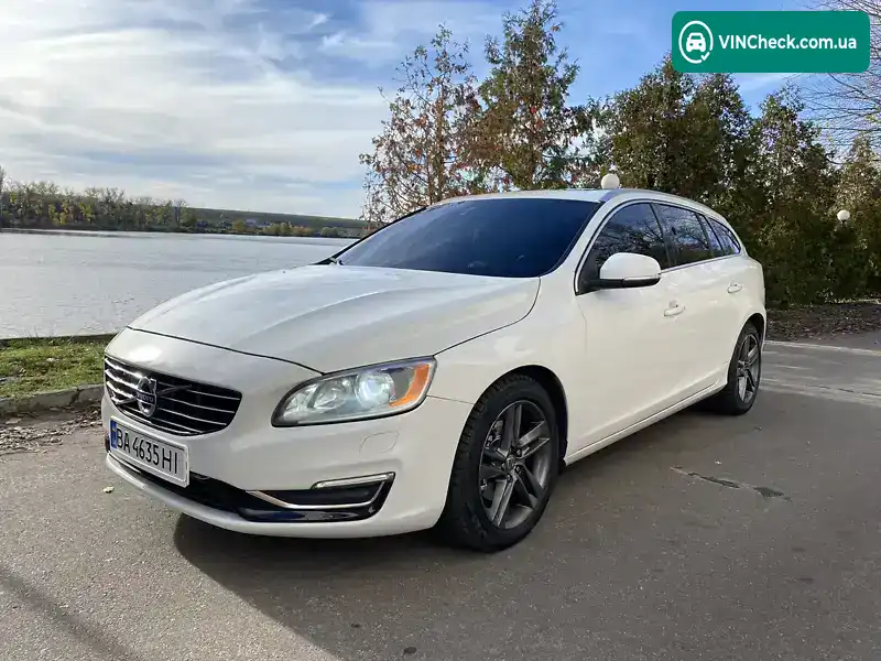 Volvo V60 2014, фото з оголошення 1 з 21, VIN YV140MEB7F1196776