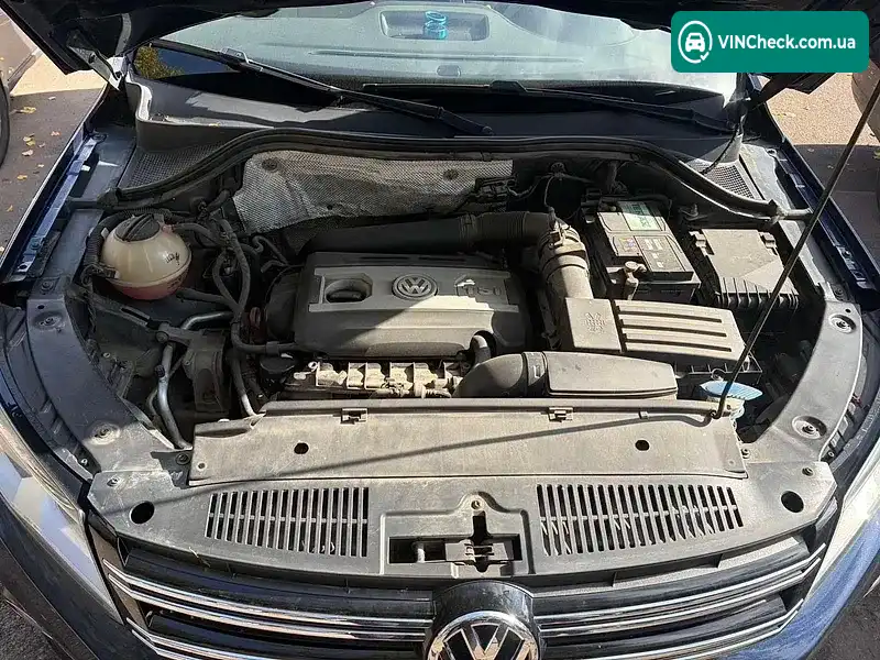 Volkswagen Tiguan 2012, фото з оголошення 2 з 8, VIN WVGBV7AXXCW601380