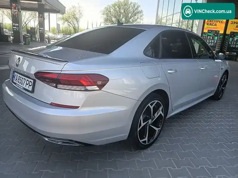 Volkswagen Passat 2020, фото з оголошення 2 з 20, VIN 1VWMA7A38LC018908