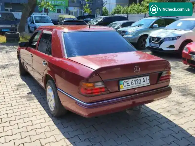 Mercedes-Benz E-Class 1992, фото з оголошення 2 з 7, VIN WDB1241301B935394