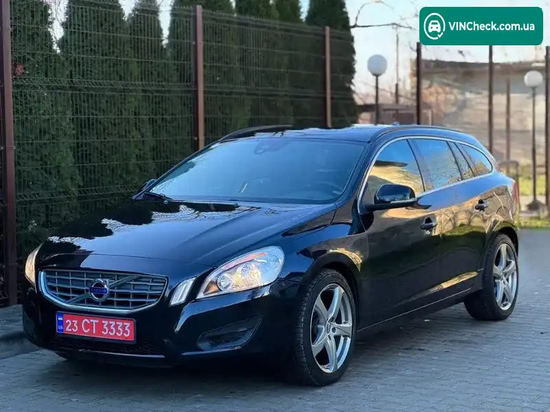 Volvo V60 2011, фото з оголошення 1 з 20, VIN YV1FW84A1C1042152