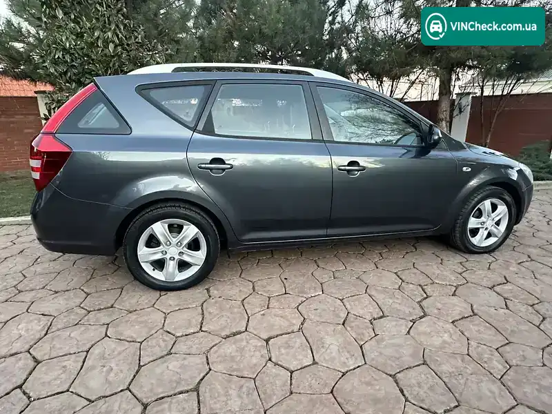 Kia Ceed 2008, фото з оголошення 2 з 20, VIN U5YFF52128L054102