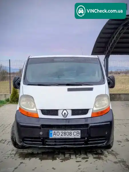 Renault Trafic 2003, фото з оголошення 2 з 8, VIN VF1FLABA52V130694