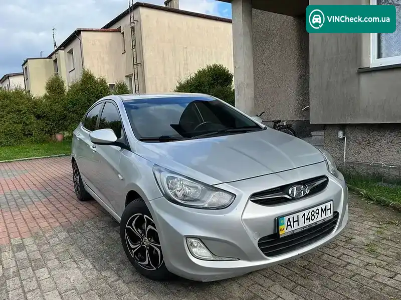 Hyundai Accent 2011, фото з оголошення 1 з 21, VIN Z94CU41CABR079528