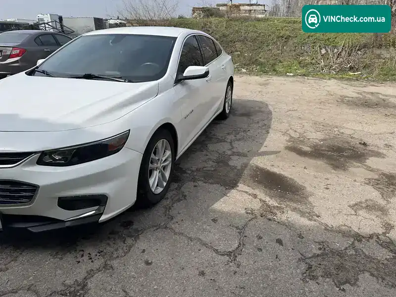 Chevrolet Malibu 2016, фото з оголошення 2 з 21, VIN 1G1ZE5ST1GF297423