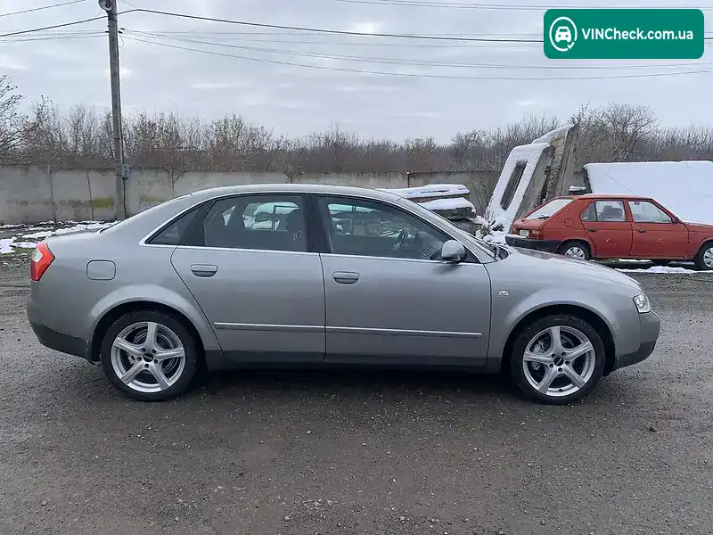 Audi A4 2002, фото з оголошення 2 з 20, VIN WAUZZZ8E33A107492