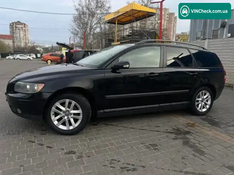 Volvo V50 2005, фото з оголошення 1 з 15, VIN YV1MW204262161126