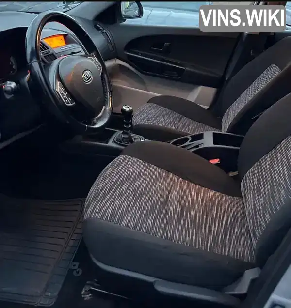 Kia Ceed 2009, фото з оголошення 2 з 21, VIN U5YFF52129L103057