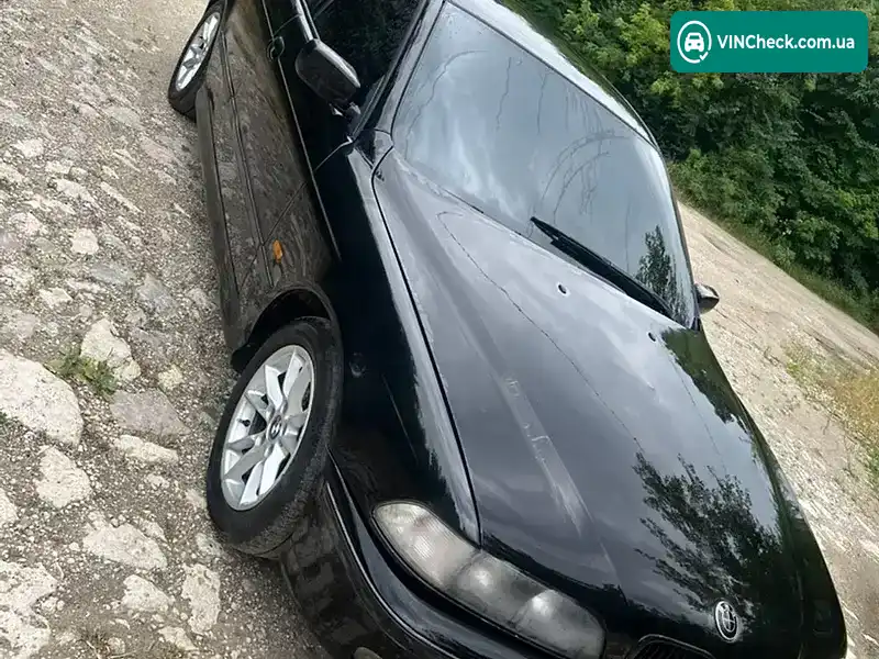 BMW 5 Series 1999, фото з оголошення 2 з 7, VIN WBADM11010GP10037
