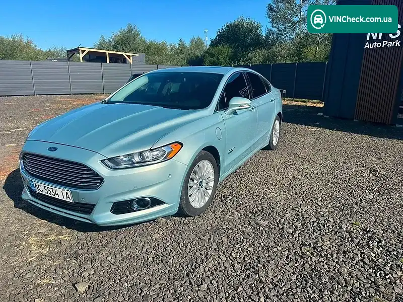 Ford Fusion 2012, фото з оголошення 2 з 20, VIN 3FA6P0SU7DR179994