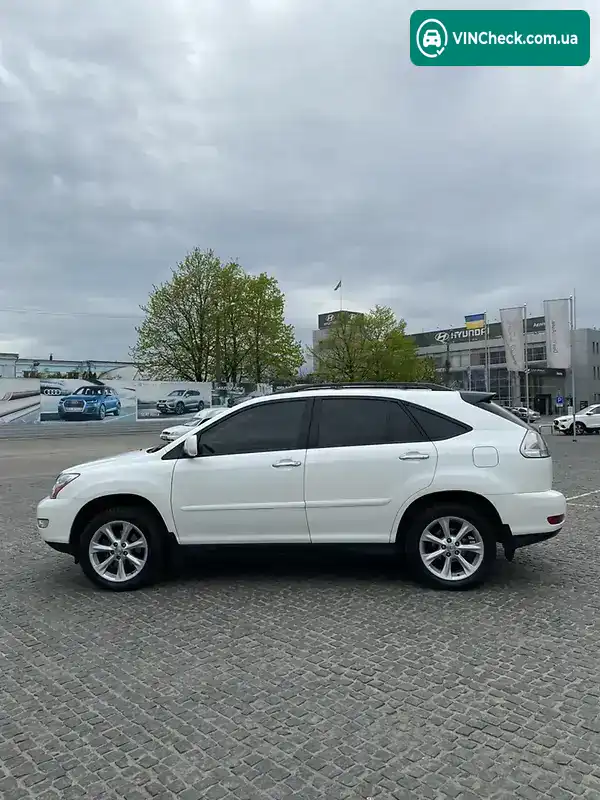 Lexus RX 2008, фото з оголошення 2 з 20, VIN 2T2HK31U99C104601