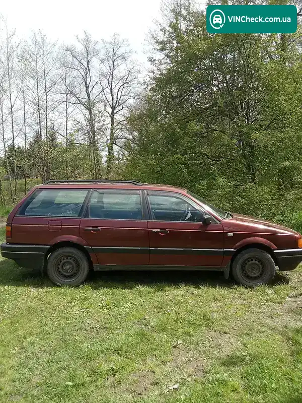 Volkswagen Passat 1991, фото з оголошення 2 з 12, VIN WVWZZZ31ZMB102764