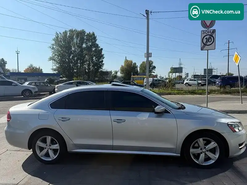 Volkswagen Passat 2012, фото з оголошення 2 з 20, VIN 1VWBH7A35DC077967