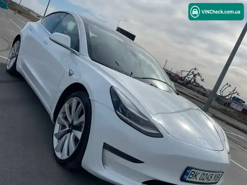 Tesla Model 3 2019, фото з оголошення 1 з 11, VIN 5YJ3E7EB8KF423107