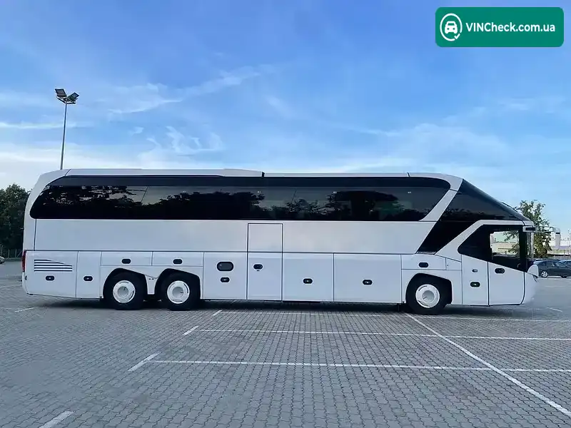 Neoplan N 5218 2014, фото з оголошення 1 з 21, VIN WAGP12ZZXE5002485