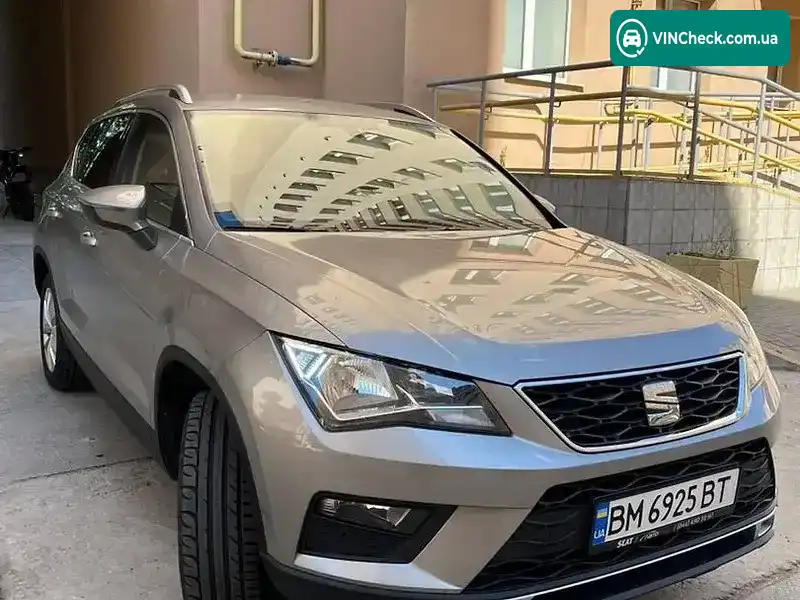 SEAT Ateca 2018, фото з оголошення 2 з 10, VIN VSSZZZ5FZK6505832