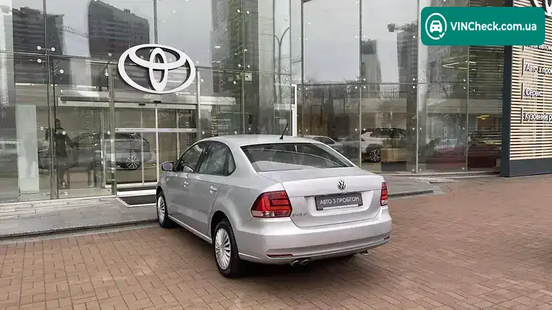 Volkswagen Polo 2017, фото з оголошення 2 з 19, VIN XW8ZZZ61ZJG026127