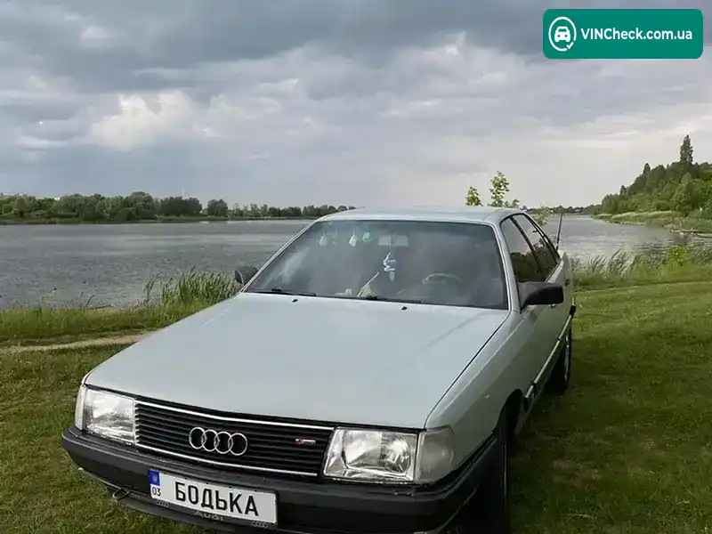Audi 100 1983, фото з оголошення 1 з 21, VIN WAUZZZ44ZDN094078