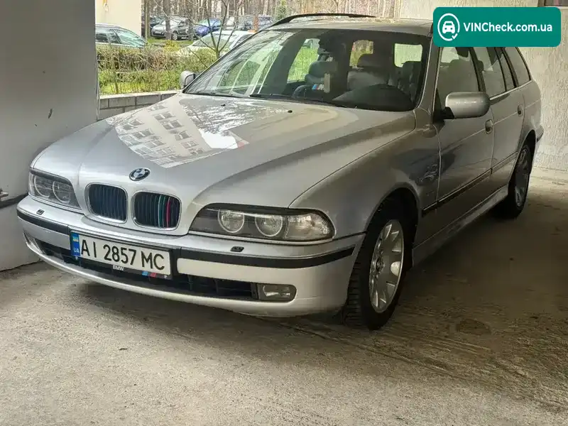 BMW 5 Series 2000, фото з оголошення 1 з 20, VIN WBADR41040GT70160