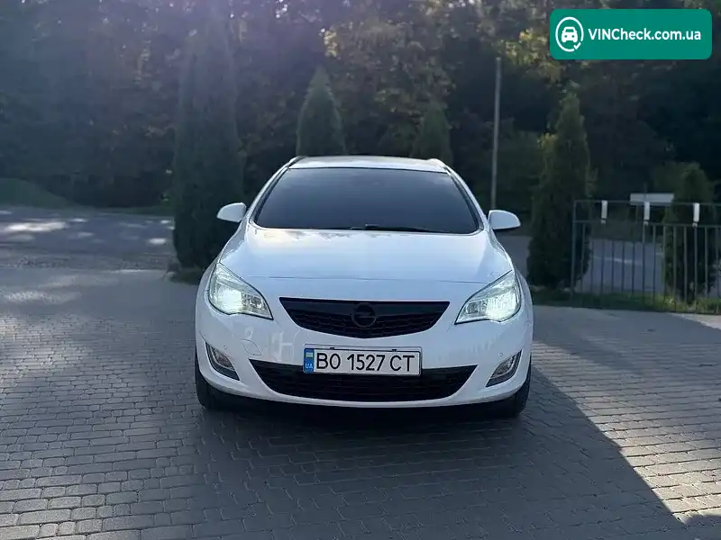 Opel Astra 2011, фото з оголошення 2 з 19, VIN W0LPD8EG0C8024861