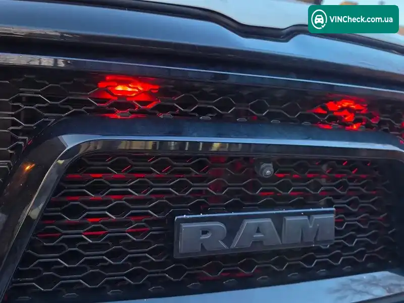 Ram 1500 2022, фото з оголошення 2 з 20, VIN 1C6SRFFT1MN510571