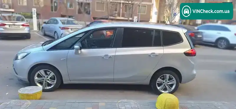 Opel Zafira 2015, фото з оголошення 2 з 8, VIN W0LPD9E71F1093304