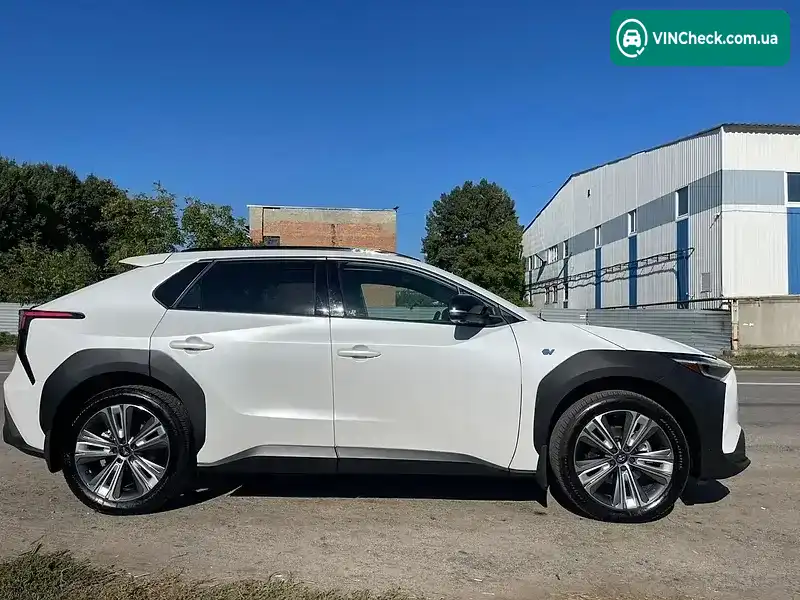 Subaru Solterra 2023, фото з оголошення 1 з 21, VIN JTMABABAXRA050678